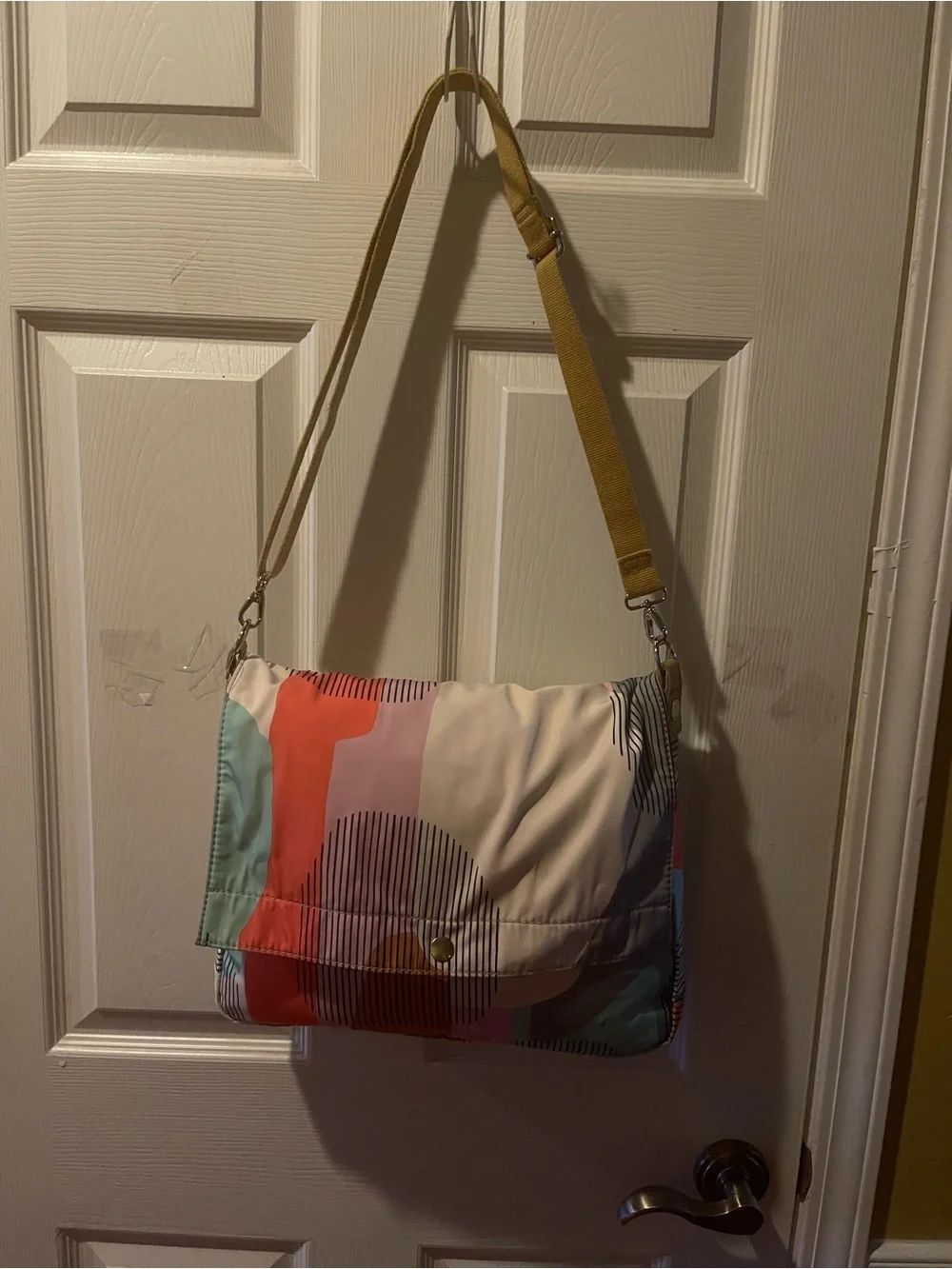 Multi-ColorโPatterned Crossbody Shoulder Bag